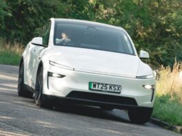 Tesla Model Y очолила світові продажі електромобілів у 2025 році