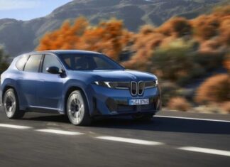 BMW наймає фахівців для удосконалення систем допомоги водієві