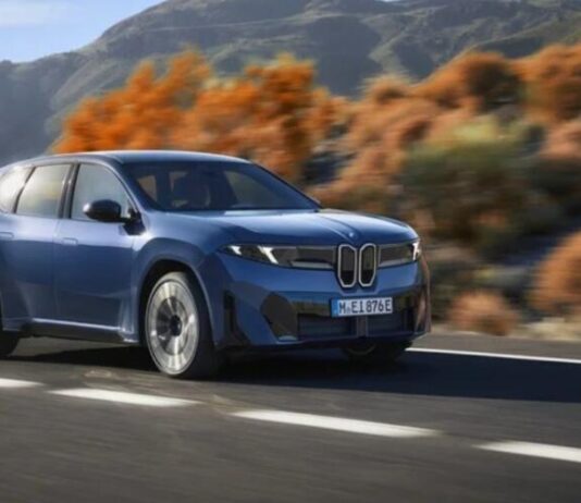 BMW наймає фахівців для удосконалення систем допомоги водієві