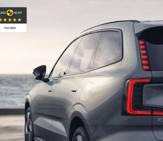 Новий кросовер Volvo EX90 отримав п'ять зірок Euro NCAP