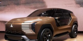 Mitsubishi готує новий Outlander: перші натяки н