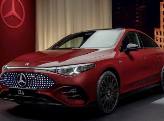 Mercedes-Benz представила новий електричний седан CLA Mercedes-Benz представила новий електричний седан CLA
