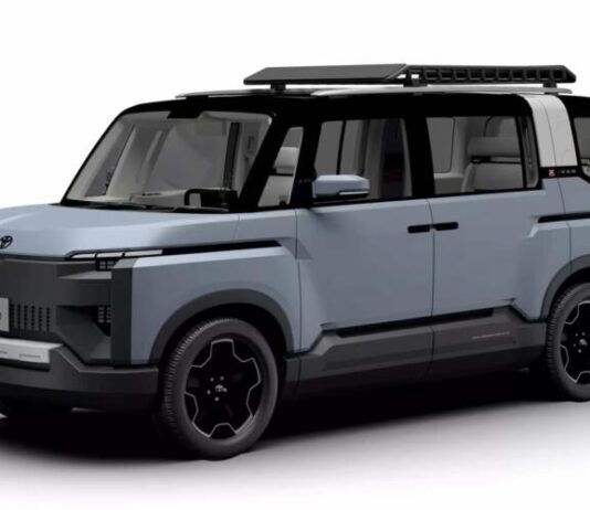 У Toyota готують мінівен з прохідністю Land Cruiser