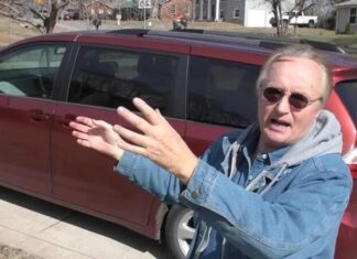 Відомий автомеханік розкритикував сучасні автомобілі Toyota Відомий автомеханік розкритикував сучасні автомобілі Toyota