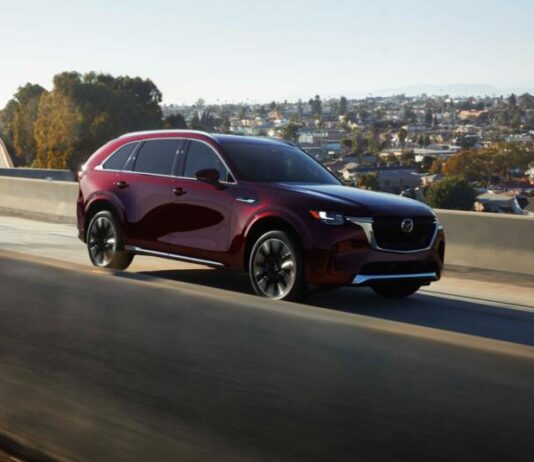 ТОП доступних сімейних кросоверів із трьома рядами