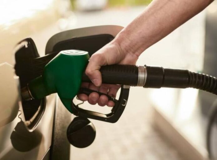 Названа швидкість на якій різко зростає витрата палива