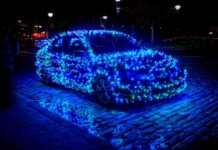 Святкові прикраси на авто: що дозволено, а що карають штрафом Святкові прикраси на авто: що дозволено, а що карають штрафом