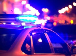 Кого насправді потрібно пропускати на дорозі з увімкненими маячками Кого насправді потрібно пропускати на дорозі з увімкненими маячками