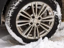 Експерт розповів, як часто треба підкачувати шини в автомобілі взимку Експерт розповів, як часто треба підкачувати шини в автомобілі взимку