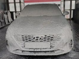 Автоексперт пояснив, як часто взимку потрібно мити машину