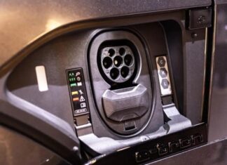 Європа на шляху до електромобілів: ринок сам перейде до EV до 2035 року Європа на шляху до електромобілів: ринок сам перейде до EV до 2035 року