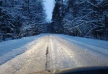 Автоексперт назвав необхідний набір для зимової подорожі машиною Автоексперт назвав необхідний набір для зимової подорожі машиною