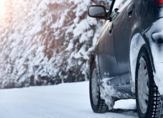 Експерт розвіяв головний міф про гальма в автомобілі взимку Експерт розвіяв головний міф про гальма в автомобілі взимку