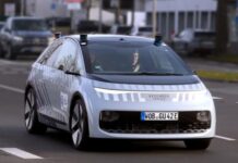 Volkswagen представив безпілотне таксі Gen.Urban без керма і педалей Volkswagen представив безпілотне таксі Gen.Urban без керма і педалей