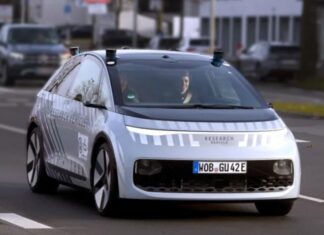 Volkswagen представив безпілотне таксі Gen.Urban без керма і педалей Volkswagen представив безпілотне таксі Gen.Urban без керма і педалей