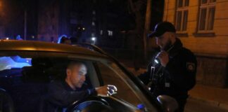 Який штраф загрожує водію за нечитані чи приховані номери