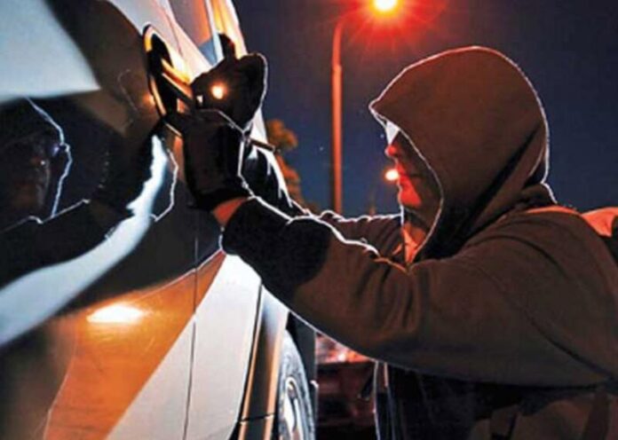 П’ять тривожних сигналів, що ваш автомобіль готують до викрадення