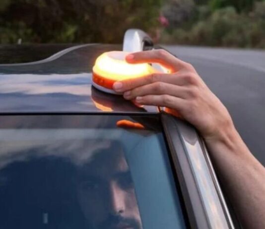 Цифровий трикутник V27 змінить правила безпеки на дорогах з 2026 року Цифровий трикутник V27 змінить правила безпеки на дорогах з 2026 року