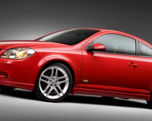 Топ-10 потужних авто, які можна купити недорого прямо зараз Топ 10 потужних авто, які можна купити недорого прямо зараз