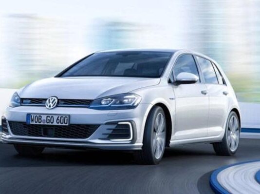 ТОП-10 брендів легкових автомобілів у ЄС за 2025 рік ТОП-10 брендів легкових автомобілів у ЄС за 2025 рік