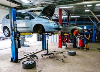 Автомеханік назвав автомобілі, які найпростіше ремонтувати Автомеханік назвав автомобілі, які найпростіше ремонтувати