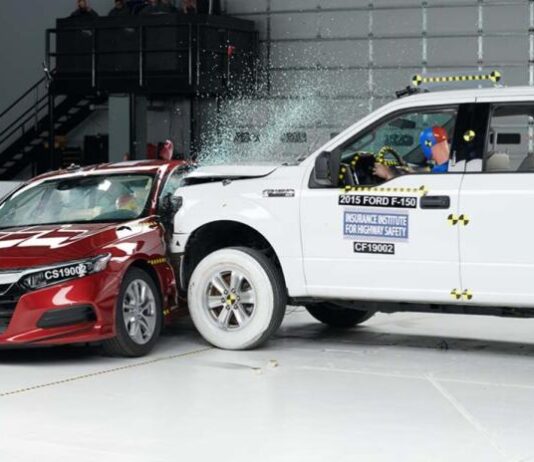 Нові краш-тести показали, хто реально робить безпечні авто Нові краш-тести показали, хто реально робить безпечні авто