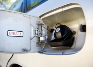 Українським водіям доведеться попрощатися зі старими дизельними авто Українським водіям доведеться попрощатися зі старими дизельними авто