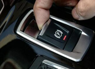 Електронний ручник в дії: як безпечно зупинити авто при відмові гальм Електронний ручник в дії: як безпечно зупинити авто при відмові гальм