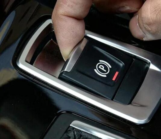 Електронний ручник в дії: як безпечно зупинити авто при відмові гальм Електронний ручник в дії: як безпечно зупинити авто при відмові гальм