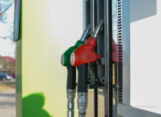 Механік пояснив, як реально економити на пальному