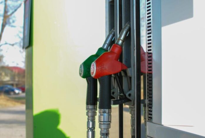 Механік пояснив, як реально економити на пальному