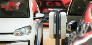 Гетманцев пояснив зміни щодо оподаткування електромобілів у 2026 році