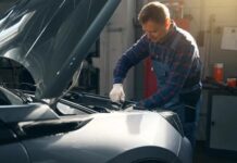 Названо автомобілі, які найпростіше ремонтувати