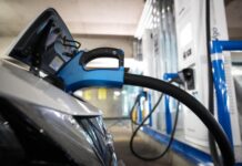 Електрокари здають позиції: покупці повертаються до класичних авто Електрокари здають позиції: покупці повертаються до класичних авто