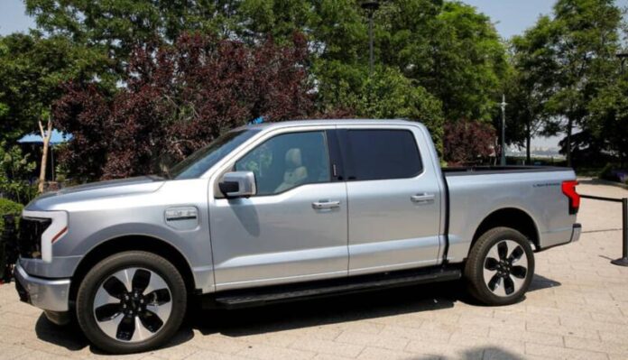 Screenshot_5 Ford відкликає понад 270 тисяч електромобілів і гібридів у США