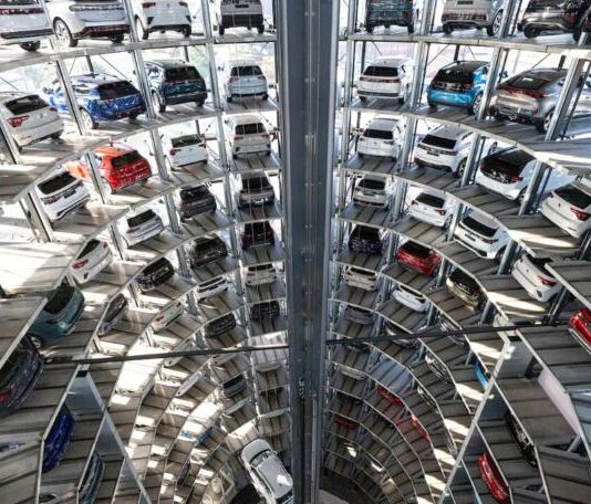 Автовиробники розділилися через рішення ЄС не забороняти ДВЗ Автовиробники розділилися через рішення ЄС не забороняти ДВЗ