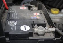 У СТО роз’яснили, чи правда, що акумулятор не заряджається на низьких обертах У СТО роз'яснили, чи правда, що акумулятор не заряджається на низьких обертах