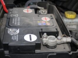 У СТО роз'яснили, чи правда, що акумулятор не заряджається на низьких обертах