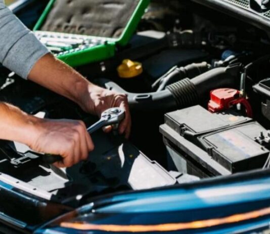 Провідні автовиробники масово відкликають авто через проблеми з двигунами Провідні автовиробники масово відкликають авто через проблеми з двигунами