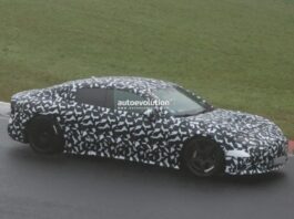 Новий електромобіль Mercedes-AMG C590 показали на тестах Новий електромобіль Mercedes-AMG C590 показали на тестах