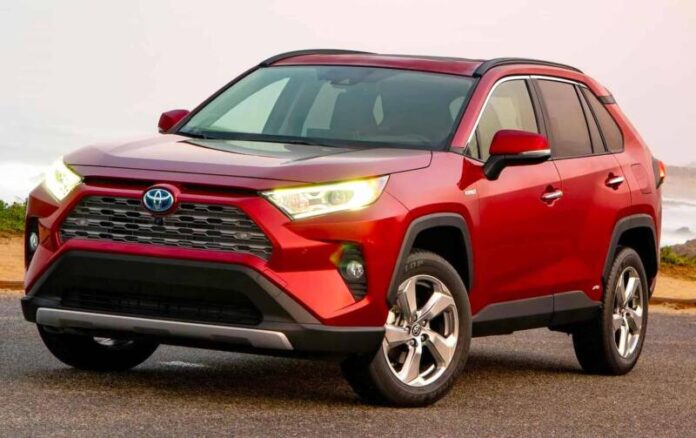Копия-2019_toyota_rav4-hybrid_4dr-suv_limited_fq_oem_1_1600-1 Топ-5 автомобілів із серйозними проблемами, які здивували власників