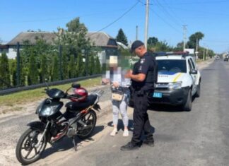 Водії скутерів і мотоблоків ризикують великими штрафами у селах Водії скутерів і мотоблоків ризикують великими штрафами у селах