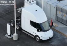 Tesla Semi показав зарядку потужністю 1,2 МВт на станції Megacharger Tesla Semi показав зарядку потужністю 1,2 МВт на станції Megacharger