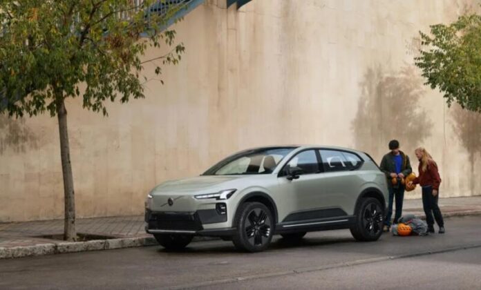 Screenshot_15 Volvo представила електрокросовер EX60: стартова ціна від 62 990 євро