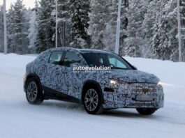 Mercedes-Benz GLA 2027 тестують в Арктиці за екстремального морозу (фото) Mercedes-Benz GLA 2027 тестують в Арктиці за екстремального морозу