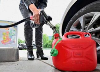 Як довго можна зберігати бензин і чому купувати про запас небезпечно Як довго можна зберігати бензин і чому купувати про запас небезпечно