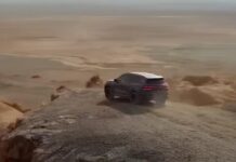 Zeekr опублікував перше відео гібридного кросовера 8X Zeekr опублікував перше відео гібридного кросовера 8X