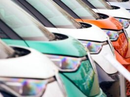 Volkswagen готується масово просувати електромобілі, щоб уникнути штрафів ЄС Volkswagen готується масово просувати електромобілі, щоб уникнути штрафів ЄС