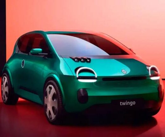 Renault збереже лінійку з EV, гібридами та ДВЗ у 2026 році Renault збереже лінійку з EV, гібридами та ДВЗ у 2026 році