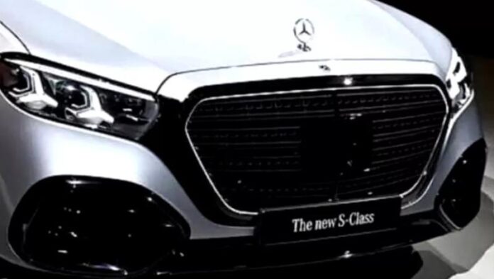 Screenshot_2 У мережі з’явилося фото рестайлінгового Mercedes S-Class